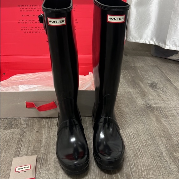 SOLD - Picture 5 of 8